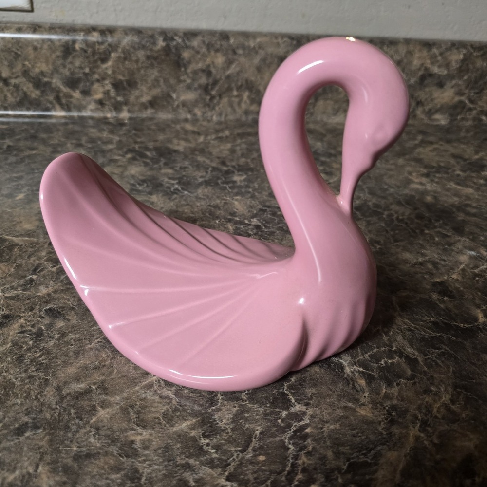 1980s Vintage Ceramic Swan towel holder Pink/Andre Richard /Korea/8"/collectible